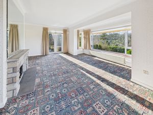 FRONT FACING LOUNGE WITH VIEWS- click for photo gallery